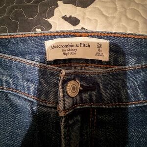 Abercrombie & Fitch High Rise Skinny Jeans